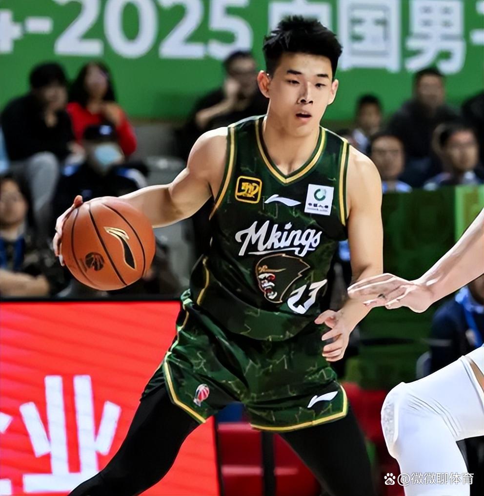 冲刺阶段新疆广汇调整名单以备CBA季后赛；迎来里程碑环节打磨；媒体盛赞；高层口径保持一致的简单介绍