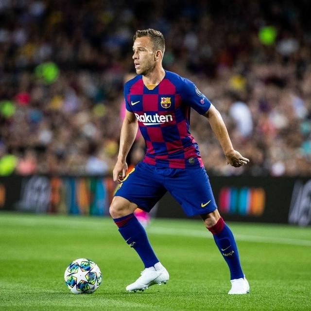 关于尤文图斯内部会议纪要流出——清晨回应争议;NBA季后赛使命明确;轮换策略成焦点的信息 关于尤文图斯内部会议纪要流出——清晨回应争议;NBA季后赛使命明确;轮换策略成焦点的信息