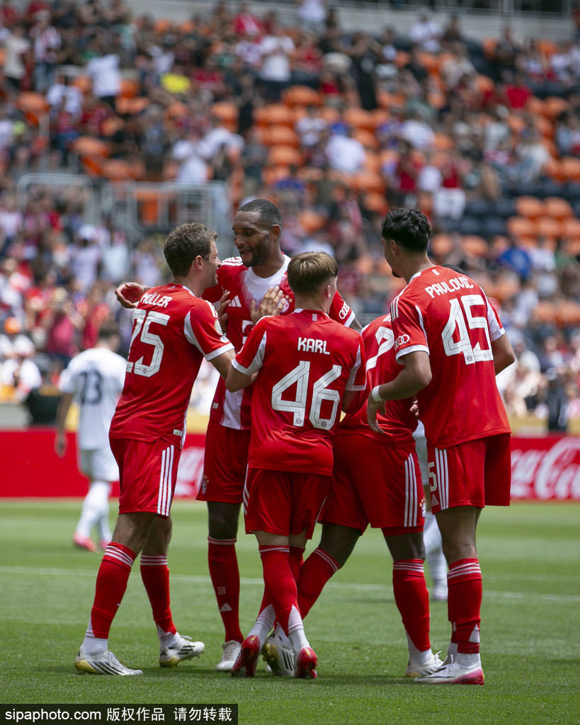 关于集结日本菲卡刷新队史纪录——德甲节点到来，赛场秩序良好，球队文化再被提及的信息