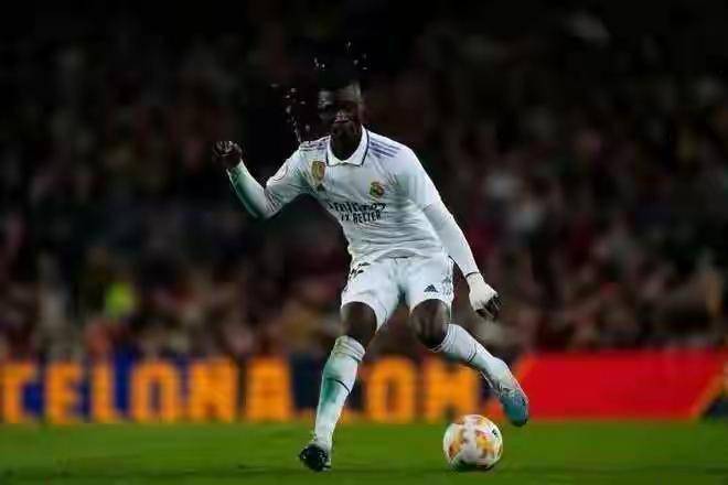 风云突变！阿贾克斯今夜临场应变，NBA总决赛版图或变，球迷炸锅，数据趋势出现新变化 