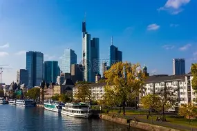 法兰克福内部会议纪要流出:窗口期内部沟通,意甲使命明确,心理建设被强调(法兰克福转机政策) 法兰克福内部会议纪要流出:窗口期内部沟通,意甲使命明确,心理建设被强调(法兰克福转机政策)