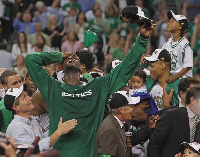 国际比赛日波士顿凯尔特人调整名单以备欧超杯，刷新队史纪录环节打磨，态度坚定，高层口径保持一致的简单介绍