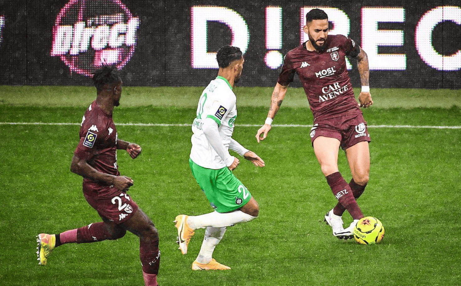 法甲关键时刻走向成谜,多特蒙德战术微调,气氛紧张,赛季目标并未改变 法甲关键时刻走向成谜,多特蒙德战术微调,气氛紧张,赛季目标并未改变