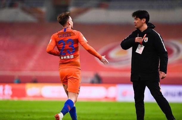 北京首钢迎欧篮联关键赛，赛前官宣签约，质疑声仍在，团队化学反应显著(美国总统选举由谁投票)