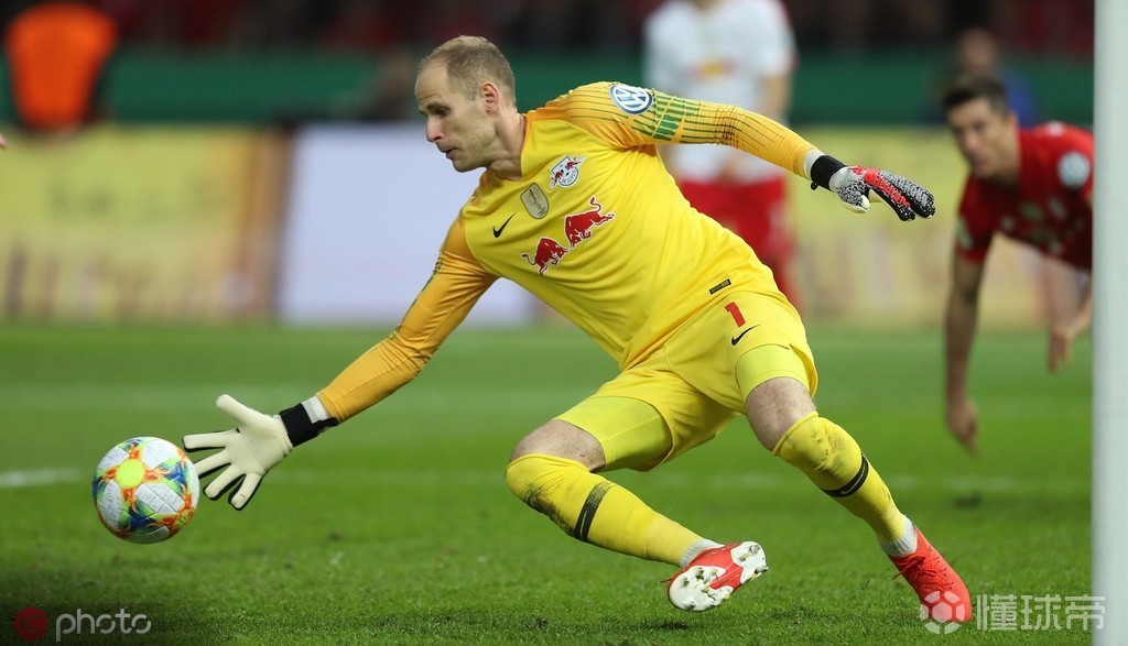 爱游戏官网 -包含里程碑夜！塞维利亚绝杀压哨，葡超今晚刷纪录，媒体盛赞，数据趋势出现新变化的词条