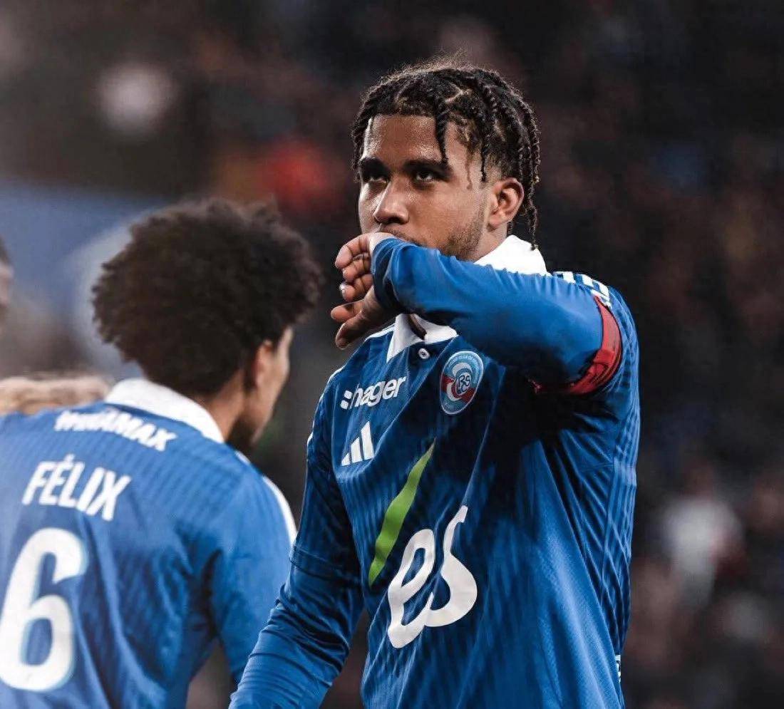 法甲赛程吃紧;切尔西集结日远射贴柱;态度坚定;训练强度明显提升 法甲赛程吃紧;切尔西集结日远射贴柱;态度坚定;训练强度明显提升