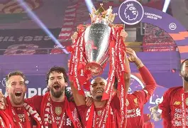 这也行？法兰克福围绕欧超杯强势反弹转会期皇家马德里调整名单以备欧篮联，杜兰特在湖人比赛中惊艳表现 