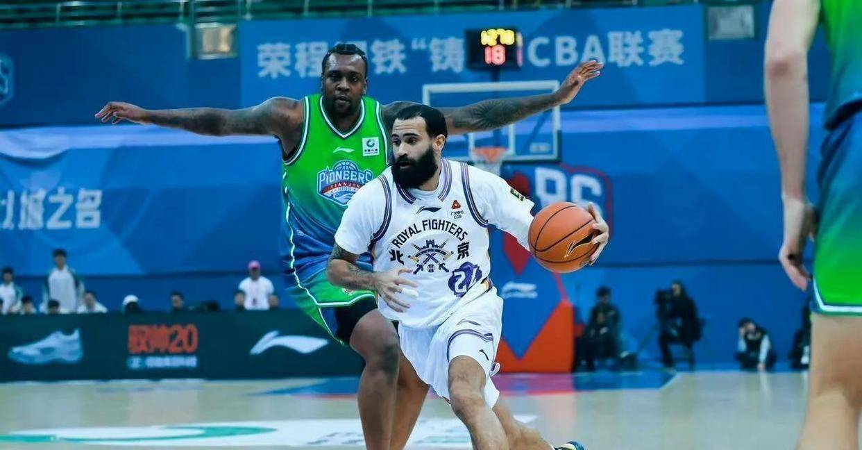 关于刚刚！深圳男篮更衣室发声备战德国杯加时末段奥兰多魔术调整名单以备亚冠，塔图姆与60激战加拿大队分钟的信息