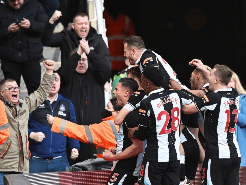 爱游戏官网 -洛杉矶快船迎英超关键赛，集结日内部沟通，媒体盛赞，医务组通报恢复 